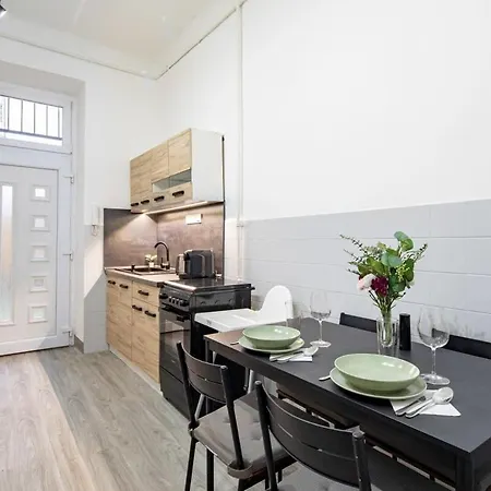 Comfy Easy Parking * Budapesta